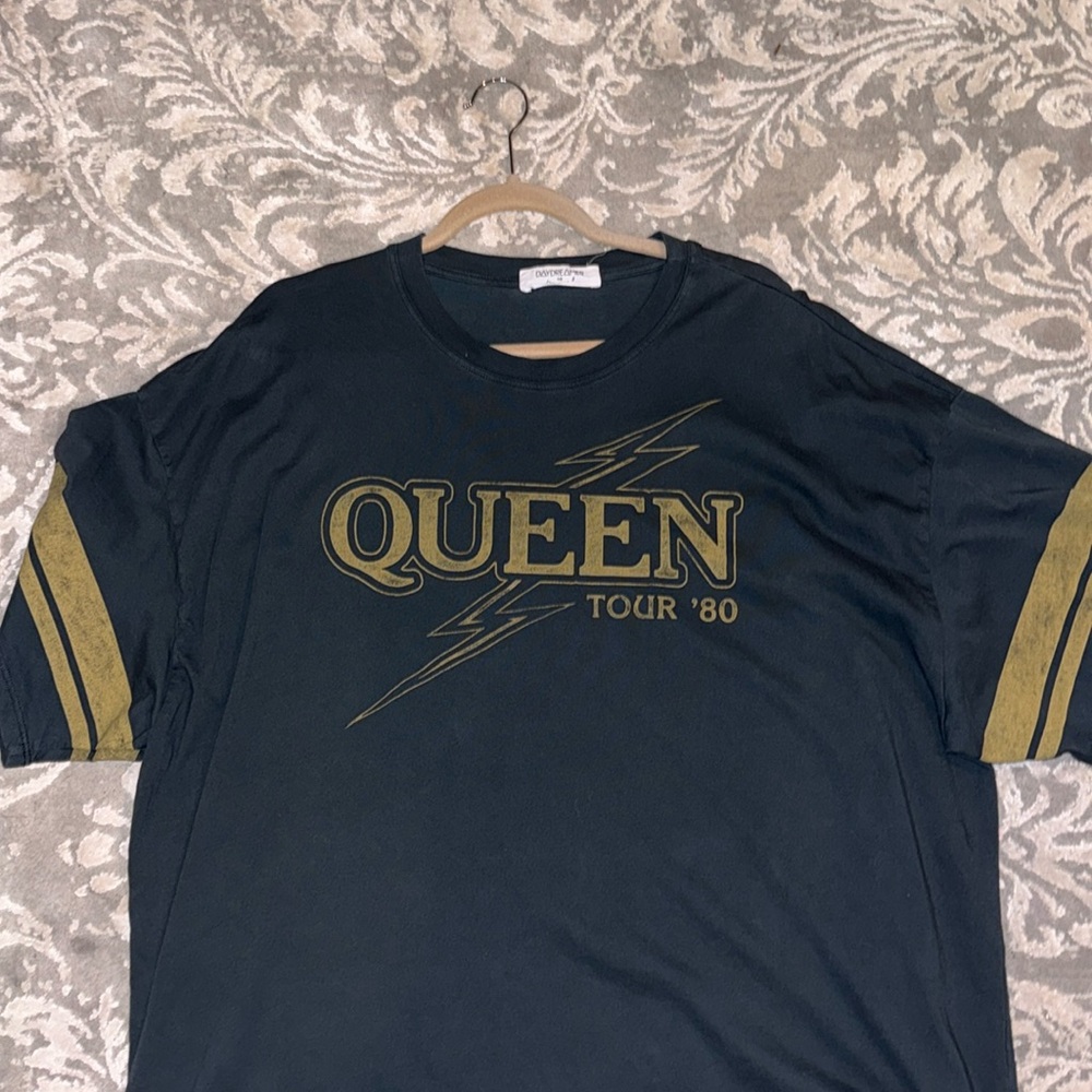 DAYDREAMER TSHIRT